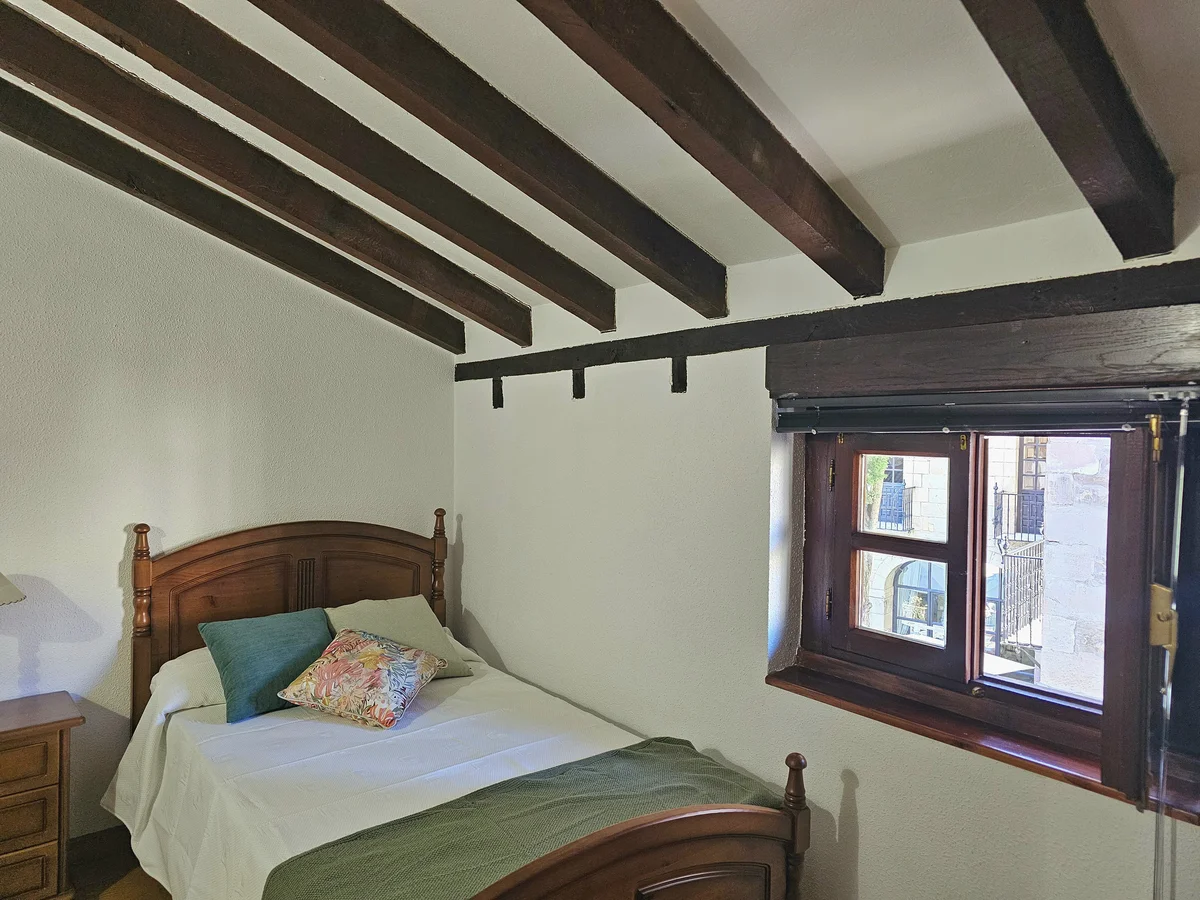 espacios-luminosos-casa-gelin-alojamiento-en-santillana-del-mar-casa-rural